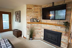 29134 White Oak Ln, Racine, WI 53185 - Photo 6