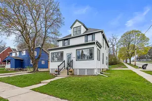 140 Spring St, Waukesha, WI 53188 - Photo 2