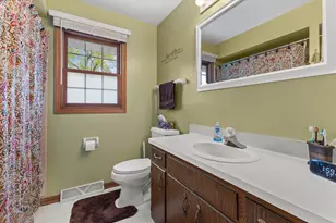 1254 Market Pl, Waukesha, WI 53189 - Photo 12