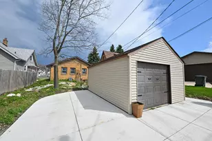 817 Montana Ave, South Milwaukee, WI 53172 - Photo 24