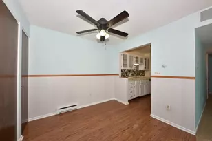10237 Whitnall Edge Dr, Franklin, WI 53132 - Photo 6