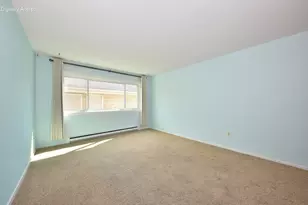 10237 Whitnall Edge Dr, Franklin, WI 53132 - Photo 2