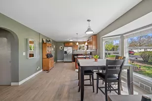 N6637 Juniper Rd, Sugar Creek, WI 53121 - Photo 10