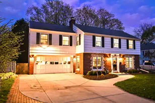 2162 N 74th St, Wauwatosa, WI 53213 - Photo 2