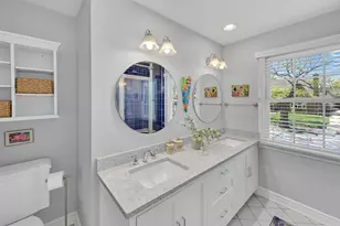 2162 N 74th St, Wauwatosa, WI 53213 - Photo 24