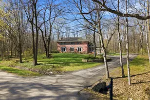4550 W Thorncrest Dr, Franklin, WI 53132 - Photo 2