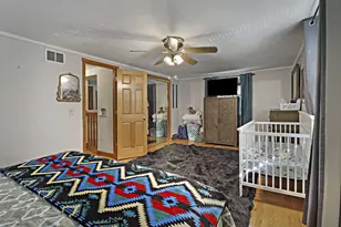 2026 N Wisconsin St, Racine, WI 53402 - Photo 12