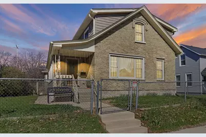 2026 N Wisconsin St, Racine, WI 53402 - Photo 1