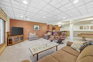 W136N6719 Claas Rd, Menomonee Falls, WI 53051 - Photo 26