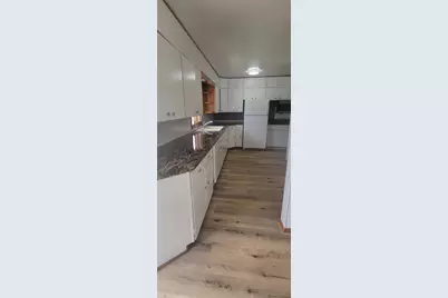 2135  Market St, La Crosse, WI 54601 - Photo 12