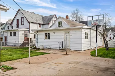 2135  Market St, La Crosse, WI 54601 - Photo 24