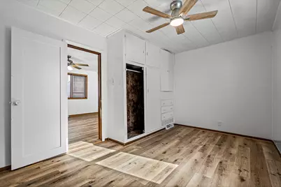 2135  Market St, La Crosse, WI 54601 - Photo 16