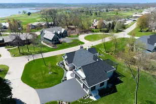 1260 Deer Ct, Geneva, WI 53147 - Photo 4