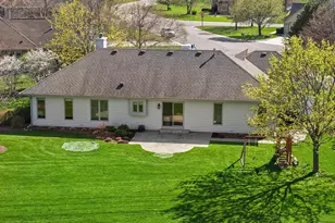 209 Green Valley Dr, Racine, WI 53406 - Photo 34