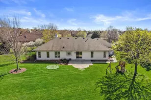 209 Green Valley Dr, Racine, WI 53406 - Photo 2