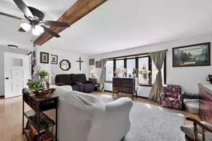 33606 Bohner Dr, Burlington, WI 53105 - Photo 6