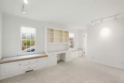 9731 N Hilltop Ln, Mequon, WI 53092 - Photo 58