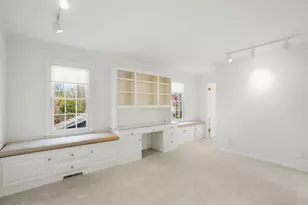 9731 N Hilltop Ln, Mequon, WI 53092 - Photo 58