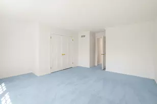 9731 N Hilltop Ln, Mequon, WI 53092 - Photo 54