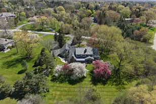 9731 N Hilltop Ln, Mequon, WI 53092 - Photo 8