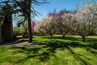 9731 N Hilltop Ln, Mequon, WI 53092 - Photo 76