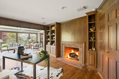 9731 N Hilltop Ln, Mequon, WI 53092 - Photo 40
