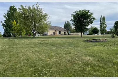 15328  Kingston Way, Racine, WI 53126 - Photo 12
