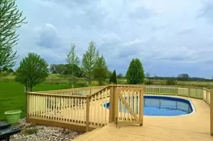 15328 Kingston Way, Racine, WI 53126 - Photo 4