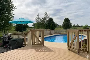 15328 Kingston Way, Racine, WI 53126 - Photo 2