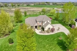 15328 Kingston Way, Racine, WI 53126 - Photo 32