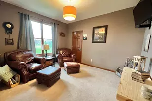 15328 Kingston Way, Racine, WI 53126 - Photo 6