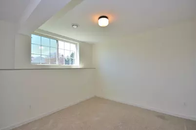 1530  Roxbury Way #126, Waukesha, WI 53186 - Photo 30