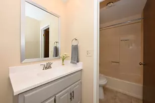 305 Cheviot Chase, Waukesha, WI 53186 - Photo 16