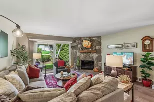 11013 N Elder Tree Ct, Mequon, WI 53092 - Photo 10
