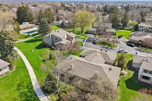 11013 N Elder Tree Ct, Mequon, WI 53092 - Photo 54