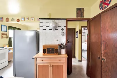3326 S Lenox St, Milwaukee, WI 53207 - Photo 8