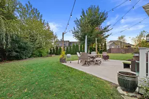 5913 Carriage Hills Dr, Racine, WI 53406 - Photo 8
