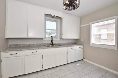 4056 N 46th St, Milwaukee, WI 53216 - Photo 10