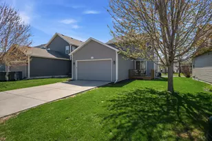 1126 O'Keeffe Ave, Sun Prairie, WI 53590 - Photo 18