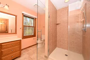 822 S Comanche Ln, Waukesha, WI 53188 - Photo 32