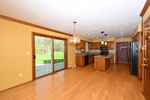 822 S Comanche Ln, Waukesha, WI 53188 - Photo 12