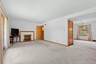 6339 N Bay Ridge Ave, Whitefish Bay, WI 53217 - Photo 14