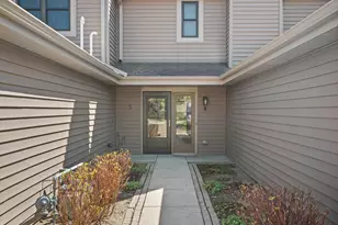 5521 Cambridge Ln, Racine, WI 53406 - Photo 2