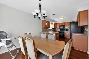 131 N Cranberry St, Elkhorn, WI 53121 - Photo 10