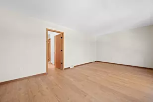 2436 S 75th St, West Allis, WI 53219 - Photo 16