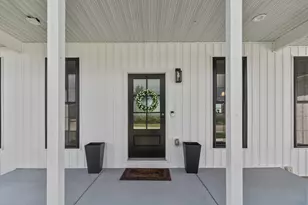 501 Fairview Dr, Walworth, WI 53184 - Photo 2