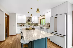11415 N Lake Shore Dr, Mequon, WI 53092 - Photo 4