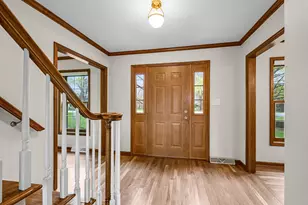 11415 N Lake Shore Dr, Mequon, WI 53092 - Photo 2