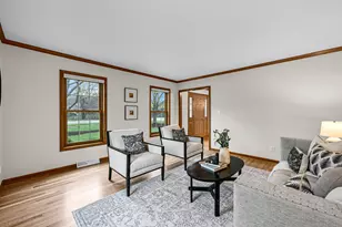 11415 N Lake Shore Dr, Mequon, WI 53092 - Photo 10