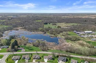 914 Foxwalk Dr, Racine, WI 53185 - Photo 56